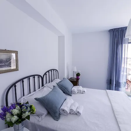 Al Civico Cinque Bed & Breakfast *