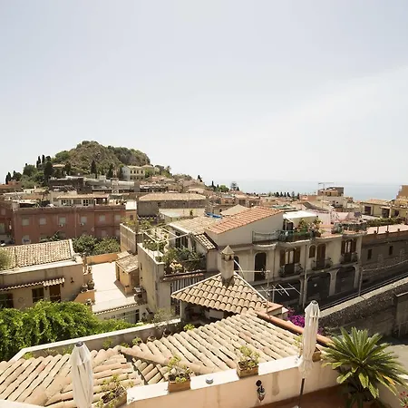 Al Civico Cinque Bed & Breakfast