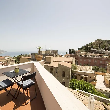 Al Civico Cinque Bed & Breakfast